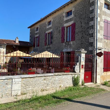 La Tuilerie Bed and Breakfast Verteuil-sur-Charente Buitenkant foto